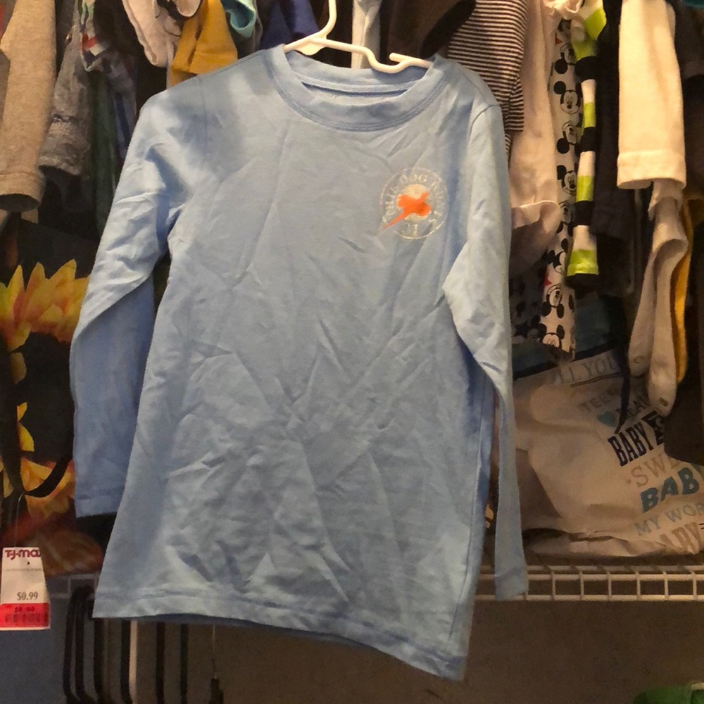 Long sleeve t-shirt